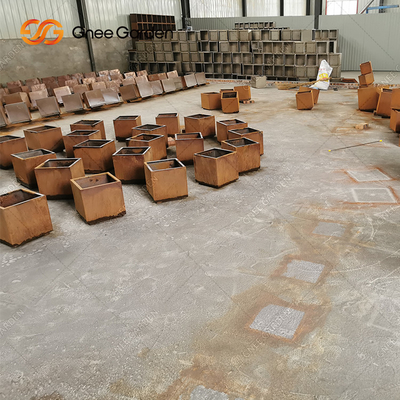 Hộp trồng cây bằng thép Corten Nồi trồng hoa Corten Máy hàn kim loại