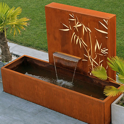 1500x1000x600mm Đài phun nước bằng thép Corten mộc mạc với bảng điều khiển màn hình cắt bằng laser