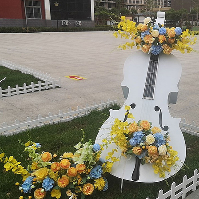 Tác phẩm điêu khắc bằng nhạc cụ Iron Cello cho đồ trang trí sân vườn ngoài trời