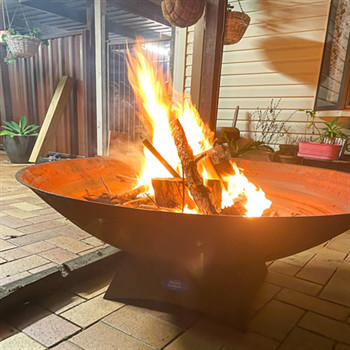 Khu vườn mùa đông Hố lửa kim loại Hố lửa tròn Corten 400 * 400 * 600mm