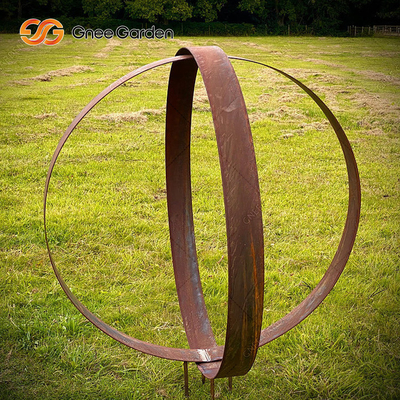 Tác phẩm nghệ thuật điêu khắc thép Corten ngoài trời lớn 175cm hiện đại với những đường cong mượt mà