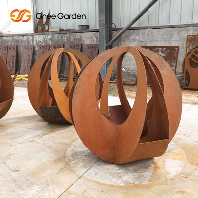 Hình dạng tùy chỉnh Laser Cut Chậu hoa bằng thép corten hình học 90 * 25 * 25cm