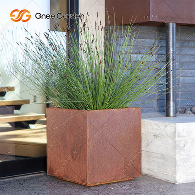 Corten thép vuông gỉ hộp trồng cây chịu thời tiết cho hoa