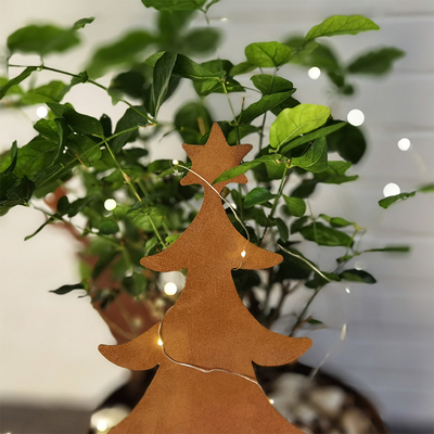 Đồ trang trí sân vườn bằng kim loại gỉ sắt Corten Trang trí hình cây thông Noel