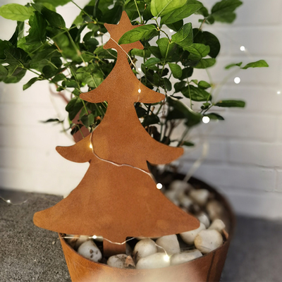 Đồ trang trí sân vườn bằng kim loại gỉ sắt Corten Trang trí hình cây thông Noel