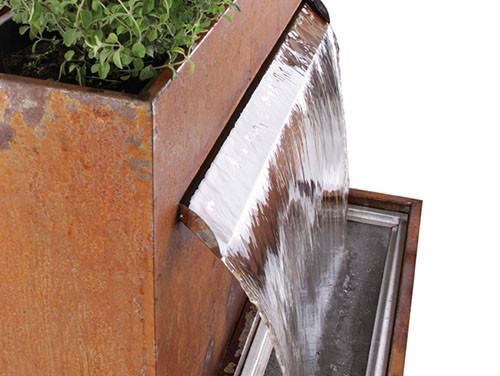 Đồ trang trí sân vườn bằng kim loại thác nước Corten đa chức năng với máy trồng cây