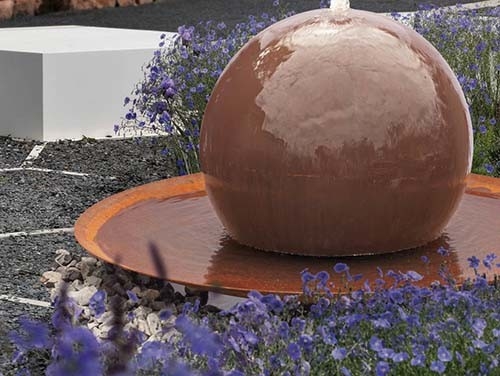 Ngoài trời Rusty Corten Steel Garden Fountain Ball Waterfall Shaped Waterfall
