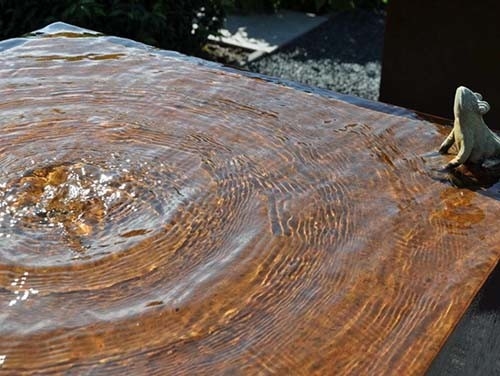 1100mm Đồ trang trí sân vườn bằng kim loại hình vuông Tính năng nước thép Corten