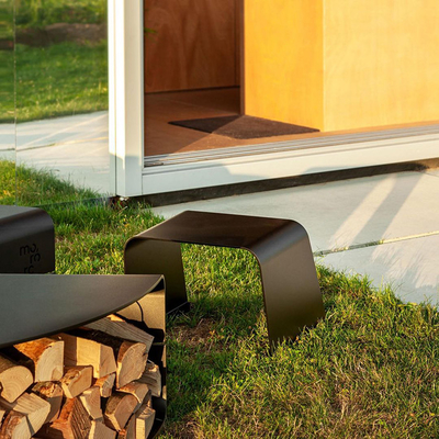 Kho lưu trữ củi tròn bằng thép Corten Đồ nội thất bằng kim loại ngoài trời Giá đỡ bằng gỗ Bàn chữa cháy với ghế