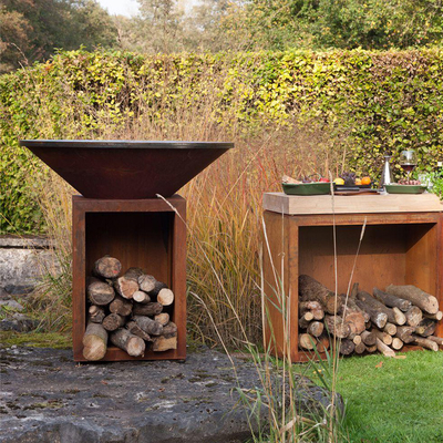 Chiều cao rỉ sét 100cm Hố lửa bằng thép Corten ngoài trời với kho chứa gỗ