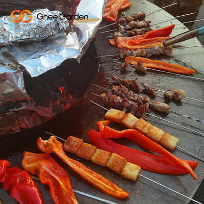 Hố lửa bằng thép Corten BBQ ngoài trời với kho chứa củi ở sân sau Màu gỉ