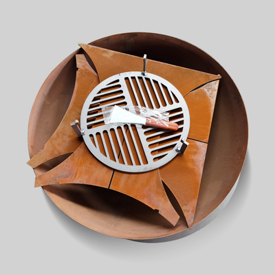 Lò nướng ngoài trời bằng thép Corten 1000mm với đế có thể tháo rời