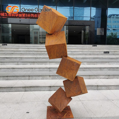 Nguy hiểm Block Corten Tác phẩm điêu khắc bằng thép bị gỉ sét Tác phẩm điêu khắc trong vườn kim loại cho bãi cỏ