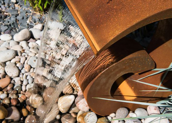 65cm Rusted Ball Water Fountain Trang trí ngoại thất tùy chỉnh