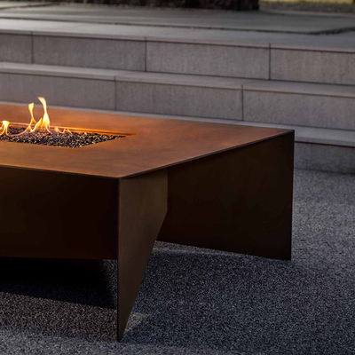 Bàn cháy bằng thép Corten hình chữ nhật 72 inch Rusty Rusty Đốt bằng gỗ