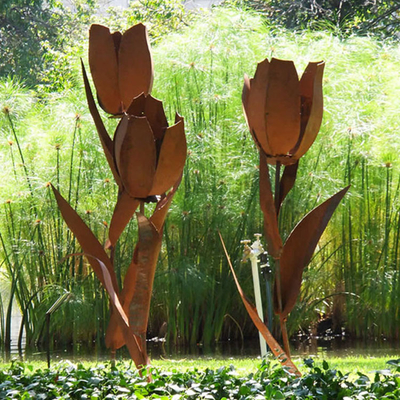 Vườn Gnee Hình dạng hoa Tulip Tác phẩm điêu khắc bằng kim loại tùy chỉnh cho sân sau
